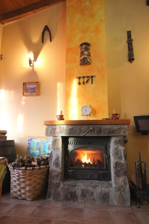 Casa Rural Luna Rosa Lancharejo Екстериор снимка